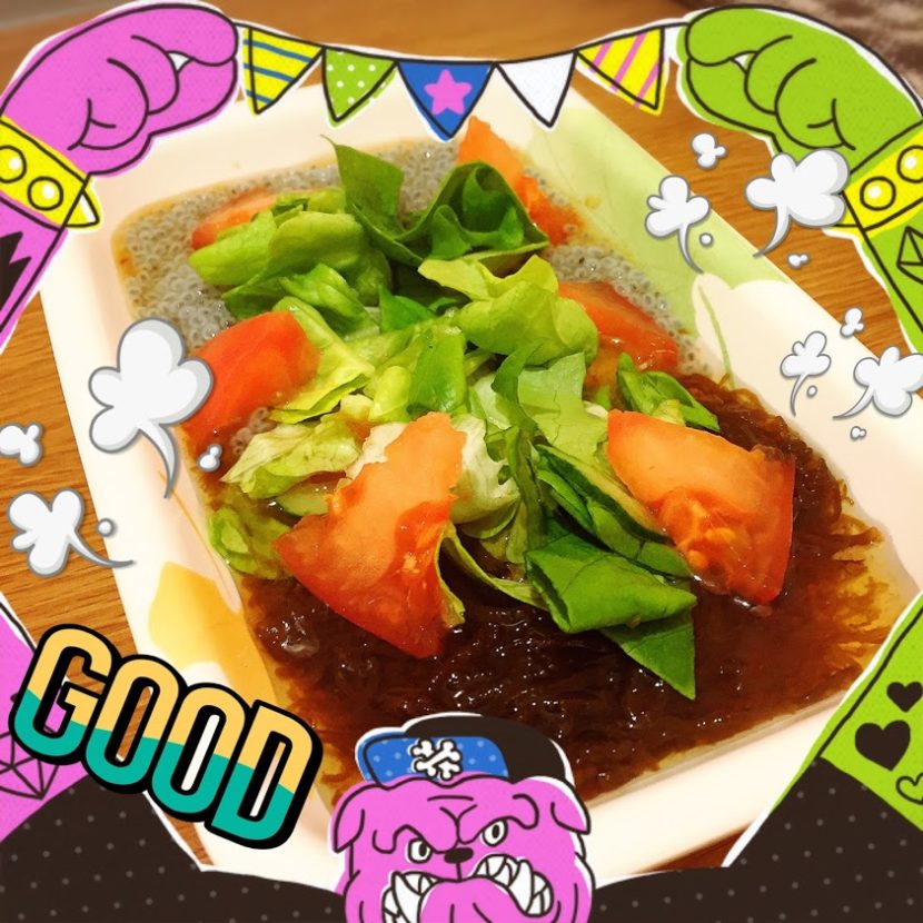 バジルシードとモズクの写真です。