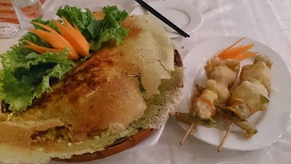 ベトナム料理のバインセオです。